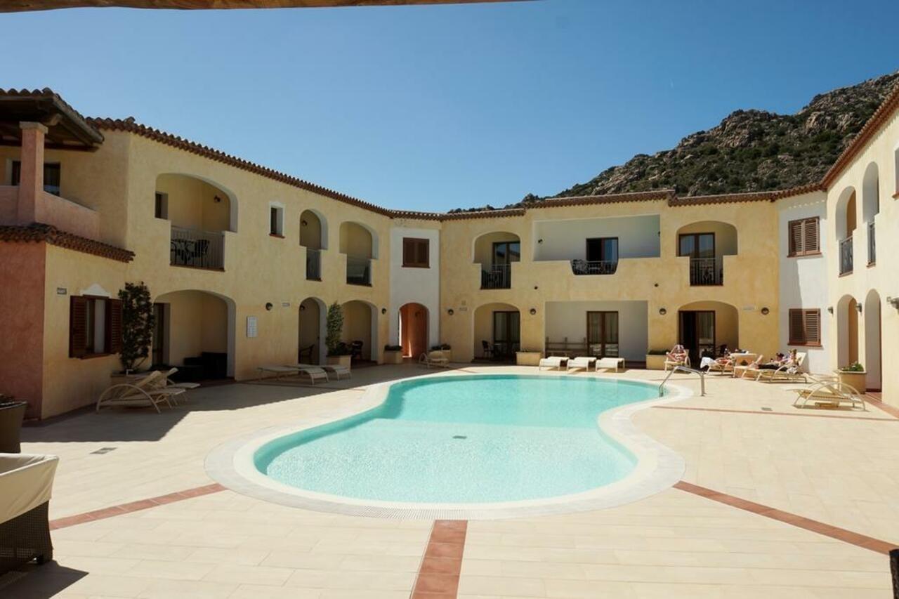 Hotel Monti Di Mola Porto Cervo Exterior foto